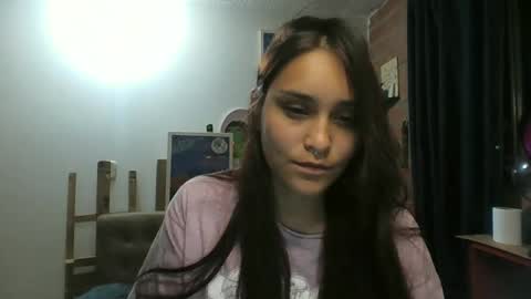 Snapshot of pau_cat chatting on 05/17/26, 06:11 Pau online show from 05/17/26, 06:11