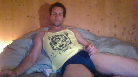 paueriwan online show from 04/19/26, 08:00