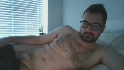 paul141293 online show from 10/25/25, 07:27