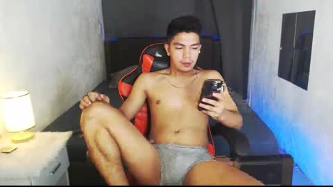 Snapshot of paul968323 chatting on 04/29/26, 07:56 MrBigPaul online show from 04/29/26, 07:56