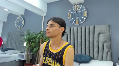 Paul Cassidy online show from 02/22/25, 04:07