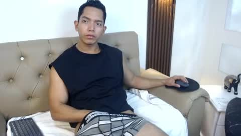paul_cros online show from 06/26/26, 11:25