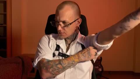 Paul online show from 01/08/26, 01:24