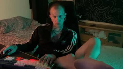 Paul online show from 03/05/26, 02:02