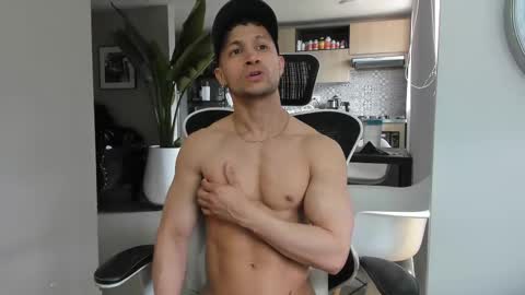 Snapshot of paul_reyborg chatting on 09/14/25, 02:49 Paul online show from 09/14/25, 02:49