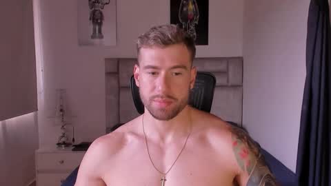 PAUL ROGER online show from 10/18/25, 05:03