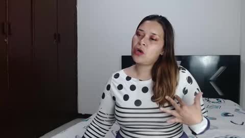 Snapshot of paula_anderson chatting on 10/06/25, 12:30 PAULA online show from 10/06/25, 12:30