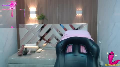 Snapshot of paula_b_ chatting on 05/09/26, 12:54 Paula online show from 05/09/26, 12:54
