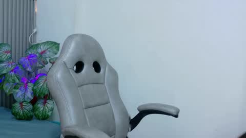 Snapshot of paula_cruzz chatting on 05/01/26, 08:46 PAULA CRUZ online show from 05/01/26, 08:46