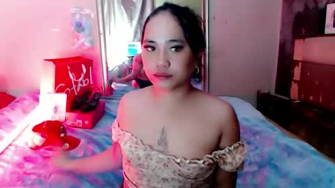 Snapshot of paula_morena chatting on 02/15/26, 09:11 its paula online show from 02/15/26, 09:11