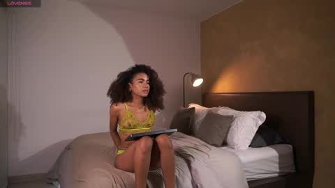 Paula online show from 03/08/25, 12:00