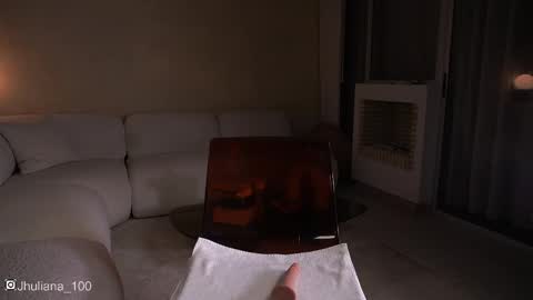 Paula online show from 11/10/25, 02:43