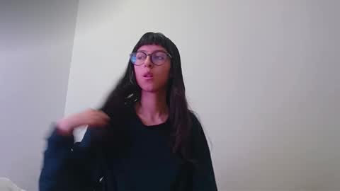   online show from 12/21/25, 09:55