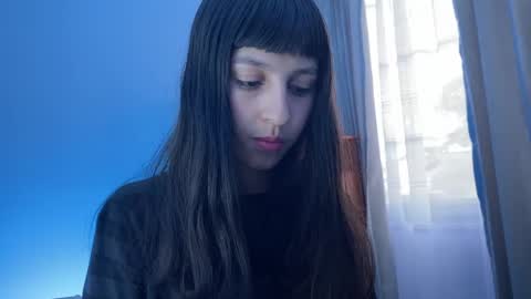 Snapshot of paulainblue chatting on 05/10/26, 09:53 online show from 05/10/26, 09:53