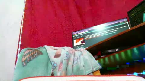 Snapshot of paulavaltina21 chatting on 02/18/25, 12:39 PAULA VALENTINA online show from 02/18/25, 12:39
