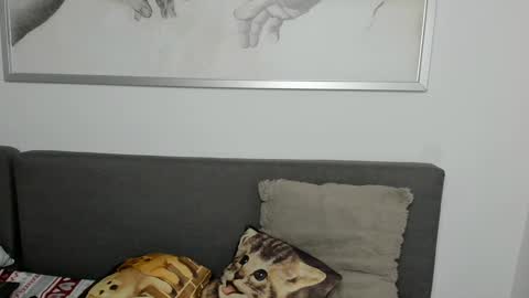 paulblack021 online show from 12/12/24, 11:03