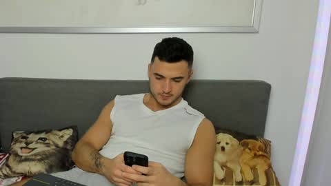 paulblack021 online show from 02/02/25, 09:45