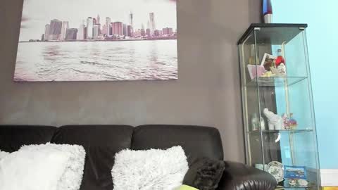 paulblack021 online show from 10/16/25, 07:59