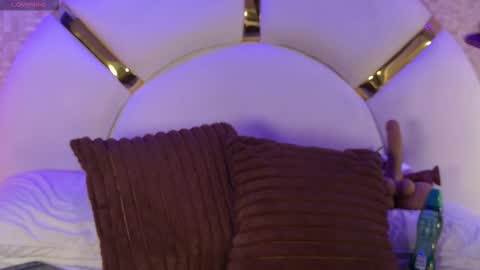 Paulina  online show from 10/15/25, 07:36