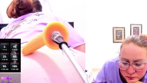 Paulina Davis  online show from 03/05/25, 08:21