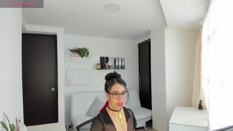paulina online show from 06/13/26, 07:01