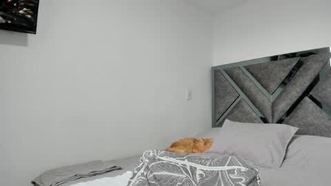 Paulina online show from 04/17/26, 07:50