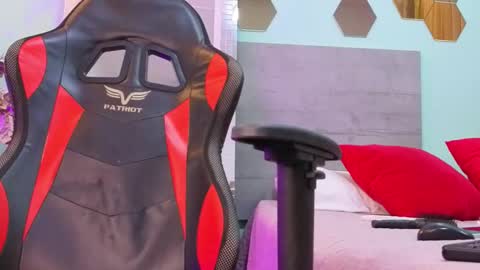 Paulina  online show from 11/14/25, 08:29