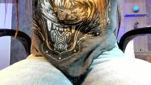 Paulina  online show from 11/15/25, 10:45