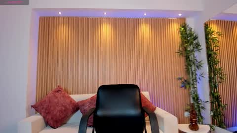 Paulina  online show from 02/14/26, 10:45