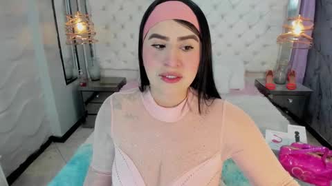 paulinabelen21 online show from 09/18/25, 04:03