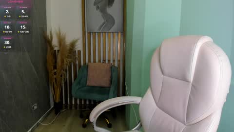 Paulina Belle online show from 04/05/26, 12:46