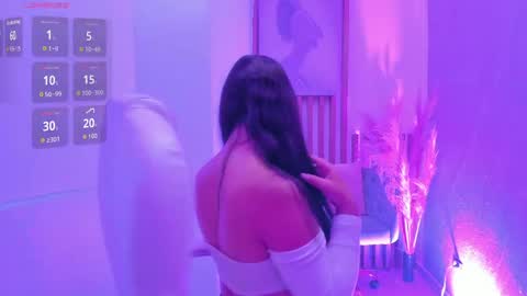 Paulina Belle online show from 04/07/26, 01:33