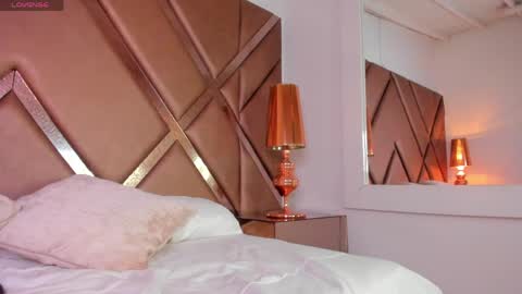 Pauli online show from 04/18/26, 11:36