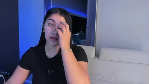 Snapshot of paulinaduarte_ chatting on 10/09/25, 12:03 Paulina online show from 10/09/25, 12:03