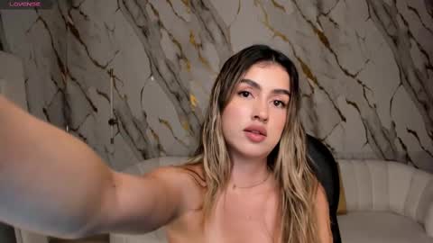 Paulina Santos  online show from 03/03/25, 07:06