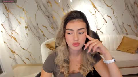 Paulina Santos  online show from 03/07/25, 07:05