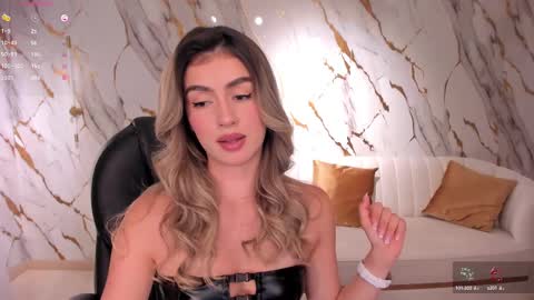 Paulina Santos  online show from 03/08/25, 01:17