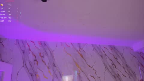 Paulina Santos  online show from 10/05/25, 06:06