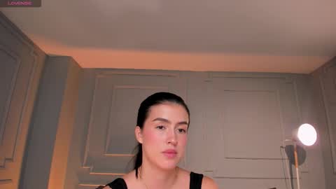 Paulina Santos  online show from 11/14/25, 07:23