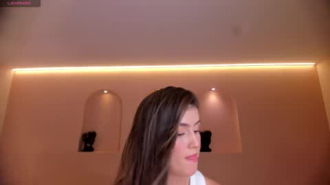 Paulina Santos  online show from 12/04/25, 07:44