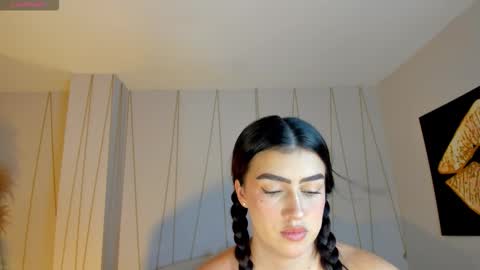 Paulina Santos  online show from 03/26/26, 08:03