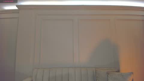 Paulina Santos  online show from 04/06/26, 07:04