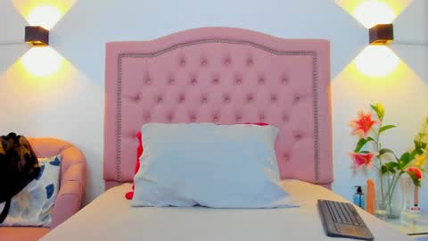 paulinavera online show from 04/15/26, 12:56