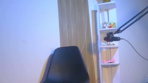 Snapshot of paulinawilliams chatting on 04/30/26, 08:57 paulina online show from 04/30/26, 08:57