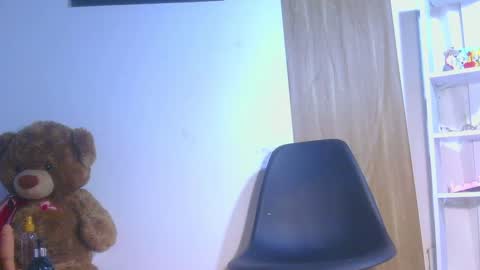 Snapshot of paulinawilliams chatting on 05/04/26, 06:26 paulina online show from 05/04/26, 06:26