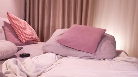 pauline_7 online show from 11/10/25, 06:07