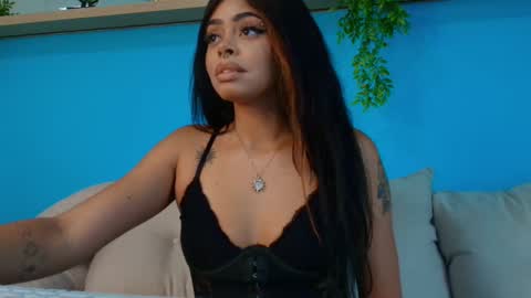 paulinne_clark online show from 02/25/26, 08:29