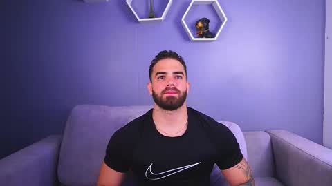 Paul Phoenix online show from 11/17/25, 07:52