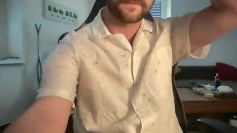 Snapshot of paulsimpsn chatting on 05/09/26, 03:39 love bush online show from 05/09/26, 03:39