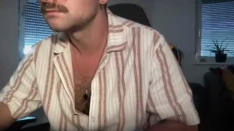 love bush online show from 07/21/26, 07:32